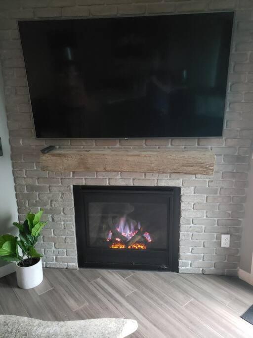 Lake Front Condo 1Bd - Fully Remodeled! Dillon Exterior photo